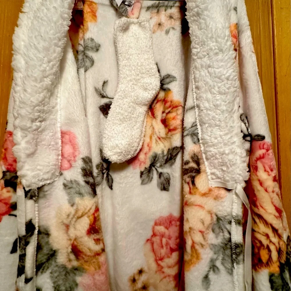 Flora Robe - Picture 5 of 6
